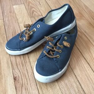 🌼Navy Blue Sperrys🌼